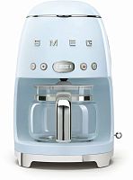 Капельная кофеварка Smeg DCF02PBEU, пастельный голубой, стиль 50-х годов, 10 чашек, 1.4 л