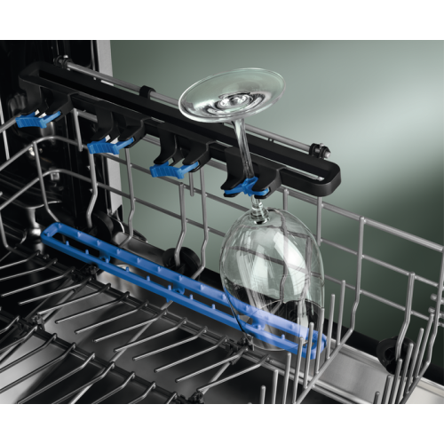 Встраиваемая посудомоечная машина Electrolux EEG47300L фото 3